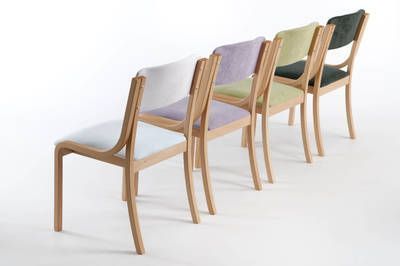 Desinfizierbare Holzstühle mit Polster